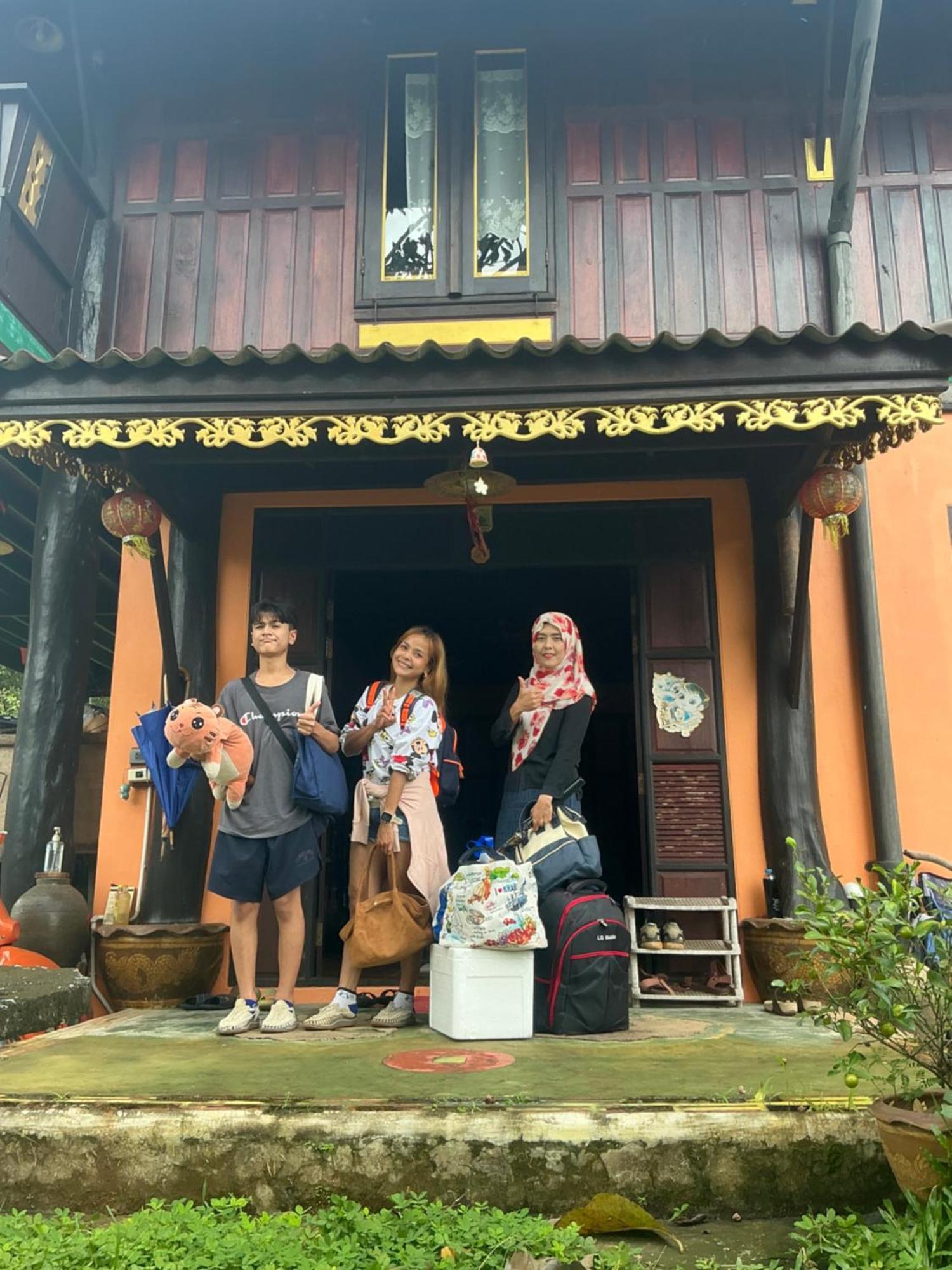โฮมสเตย์บ้านนายสิงโตเขาคูหา Ban Khu Ha Nai المظهر الخارجي الصورة
